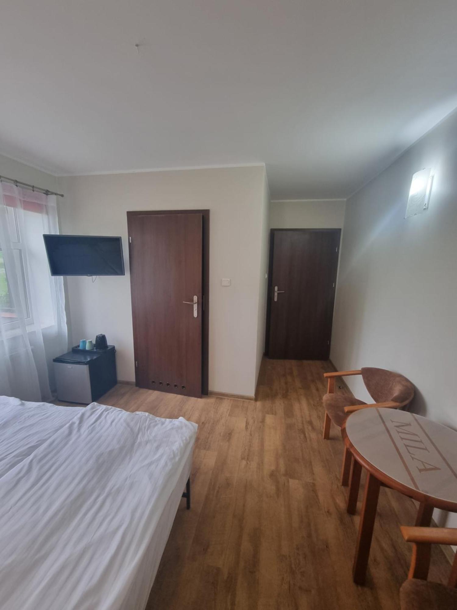 Pokoje Goscinne "Mila" Kąty Rybackie Buitenkant foto